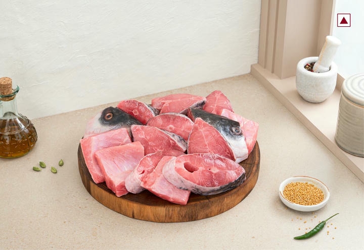 Catla Large – Bengali Cut, With Head (9-16 pcs) – Fresh, Never Frozen 2.5kg
